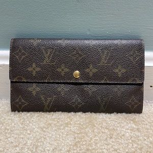 LV SARAH LONG WALLET MONOGRAM